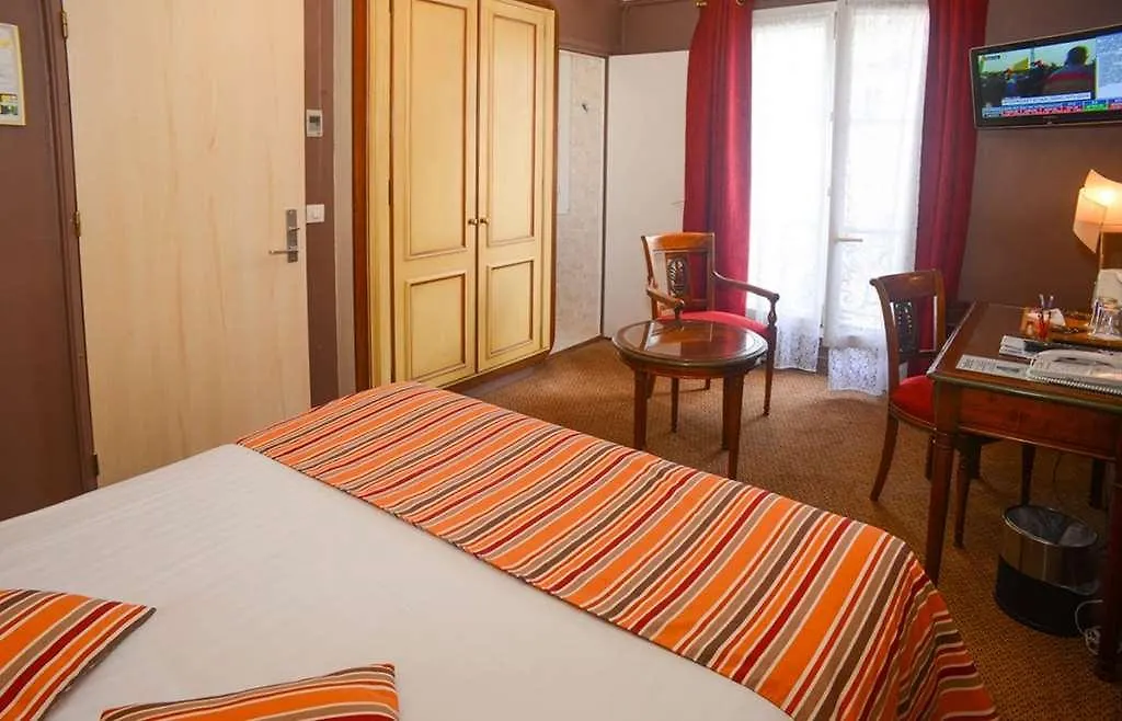 Elsa, Hotel Paris 4*,