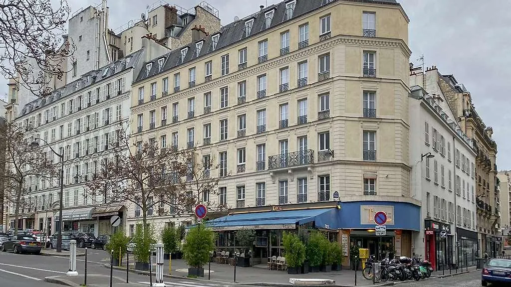 Elsa, Hotel Paris 4*,  France